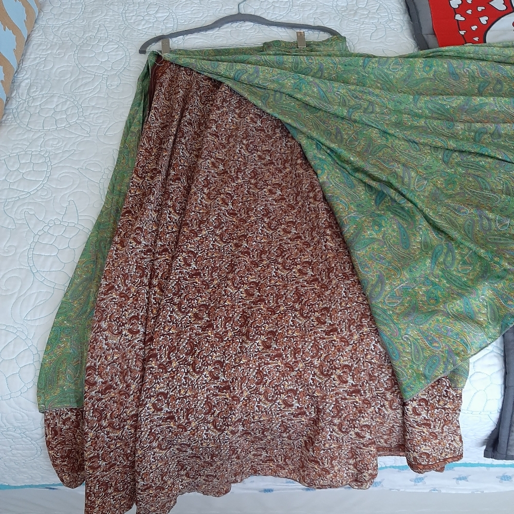 Multiple uses skirt/dress